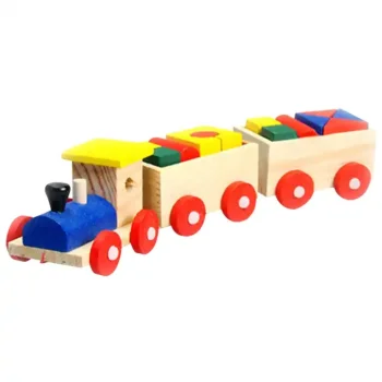 Drevený vláčik s kockami na ťahanie