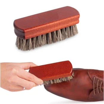 Drevená kefa na čistenie topánok s konským vlasom Brush, 12 cm