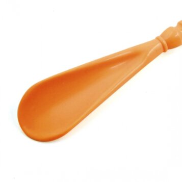 Plastový obuvák so škrabátkom 2v1, 45 cm - Náhľad