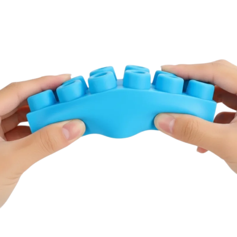 Stavebnica ISO TRADE – deti sa hrajú s kockami